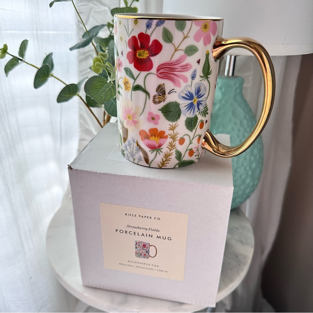 Rifle Paper Co. 🍓🌱 Porcelain Garden Mug — Strawberry Fields